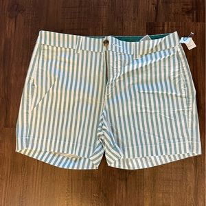 NWT Old Navy size 10 Everyday Shorts